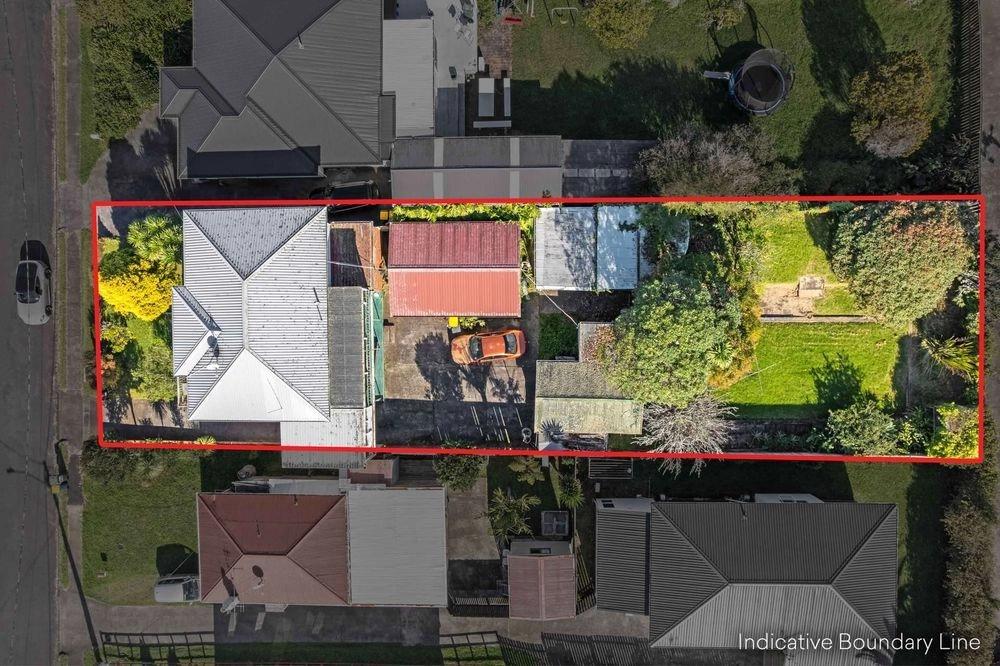 Photos of 9 Tiki Street