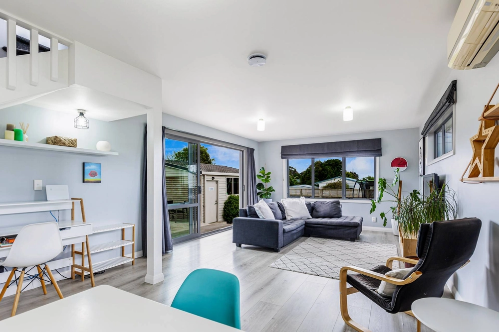 Photos of 103a wharf road te