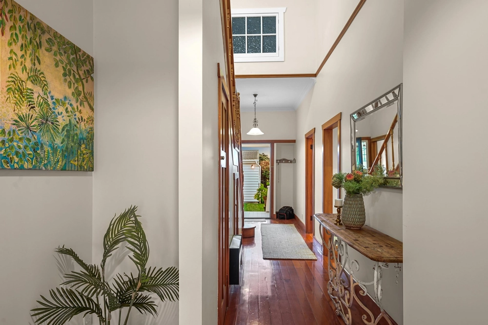 Photos of 59 Clarence Street