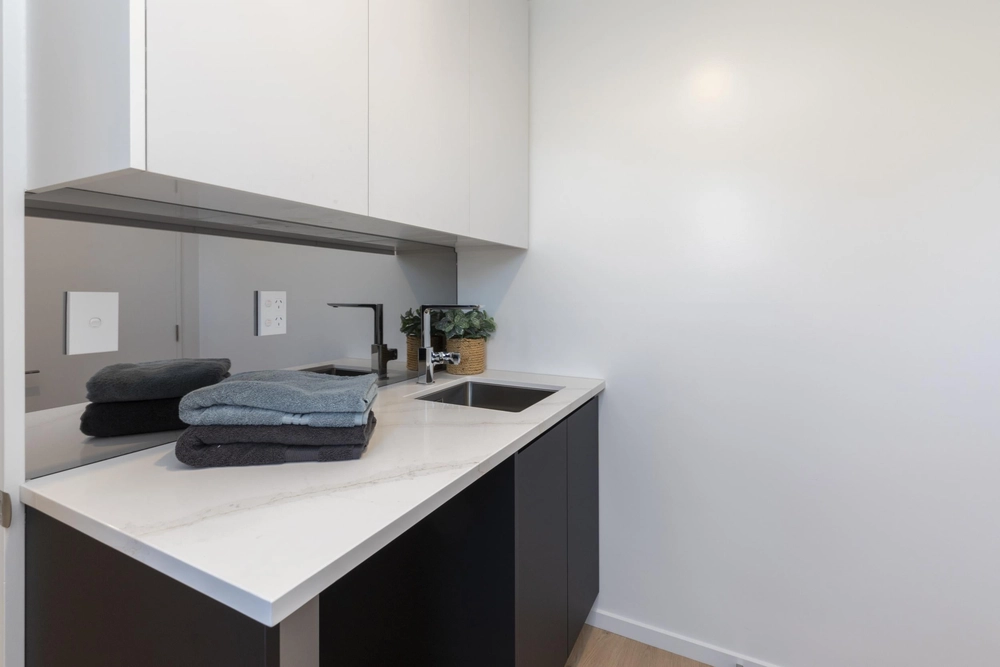 Photos of 2/61 Murray Place