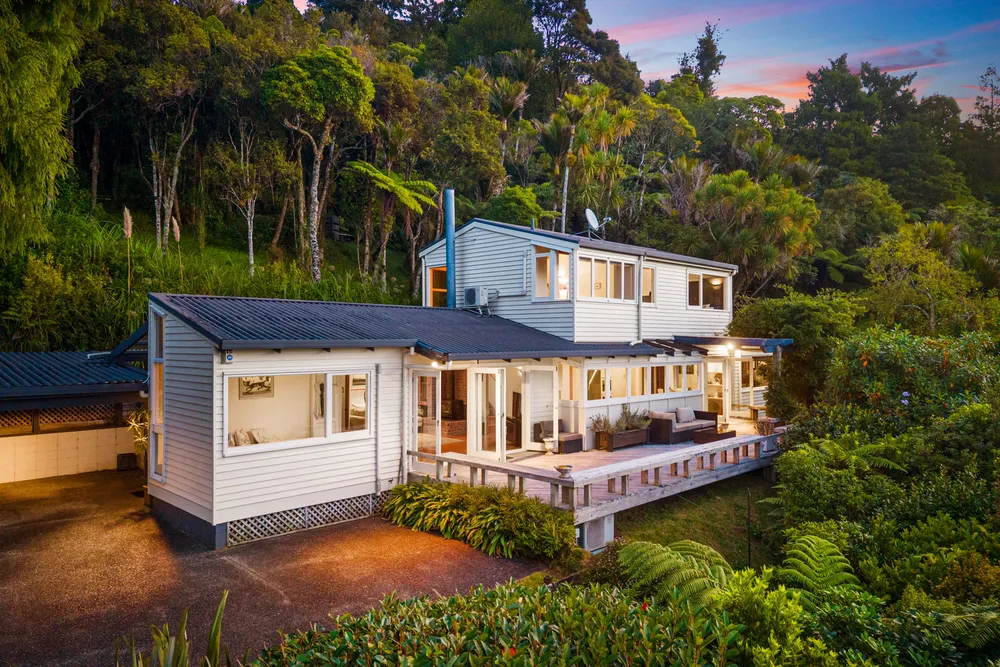 Photos of 858 West Coast Road