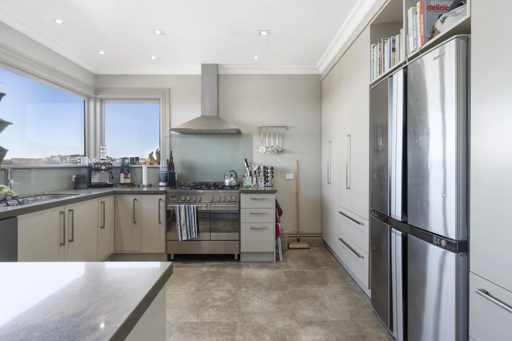 Photos of 101 Eglinton Road