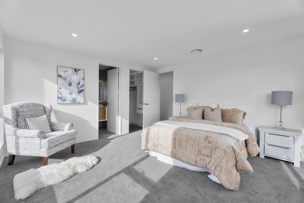 Photos of 53A Coldham Crescent