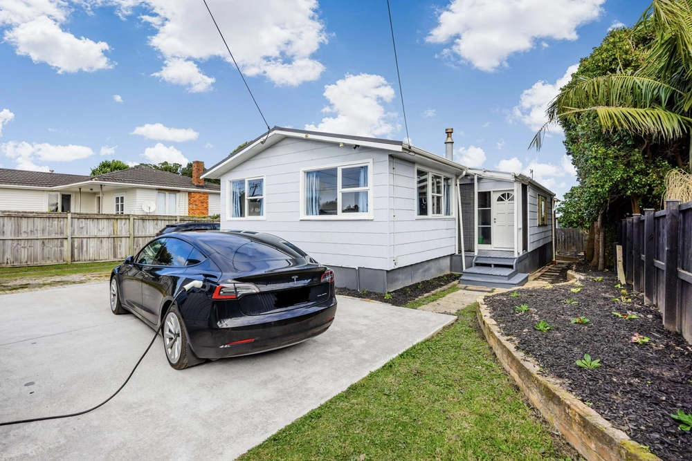 Photos of 150 Rangatira Road