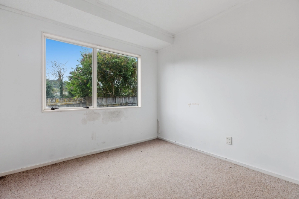 Photos of 53D Esmeralda Street