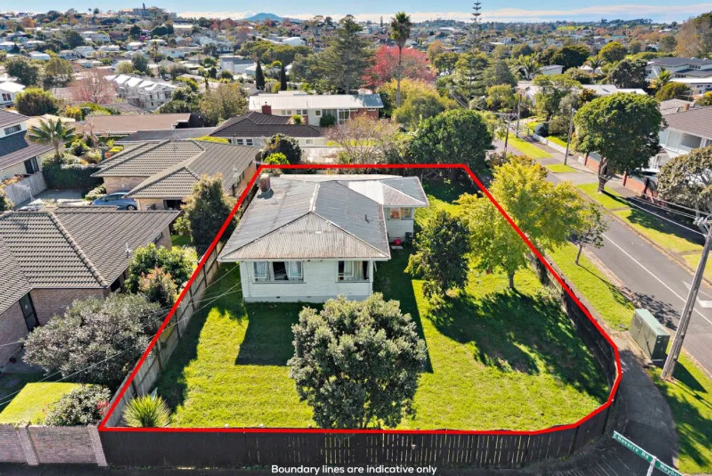 Photos of 2 Navarre Road