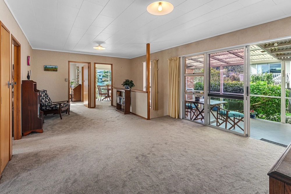Photos of 16 Sorrento Street
