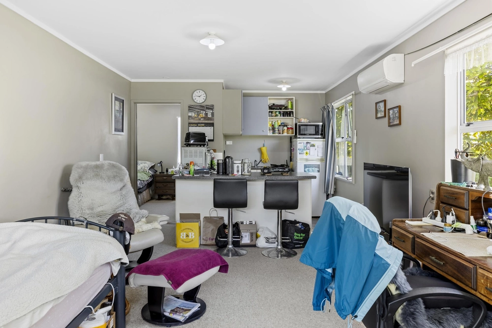 Photos of 1 and 2/20 Stanley Street