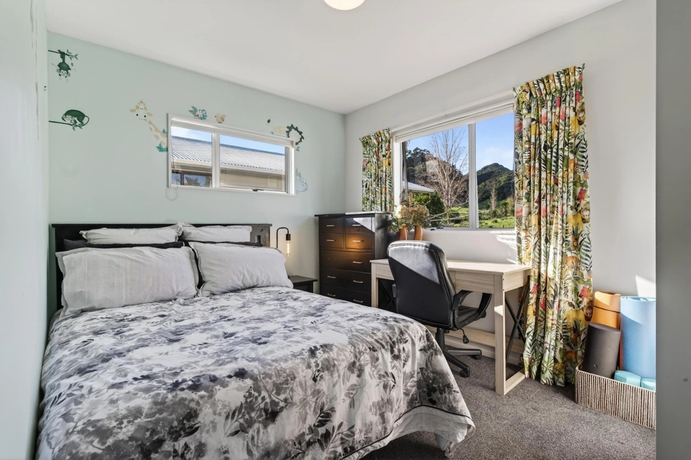 Photos of 1921 Whangarei Heads Road