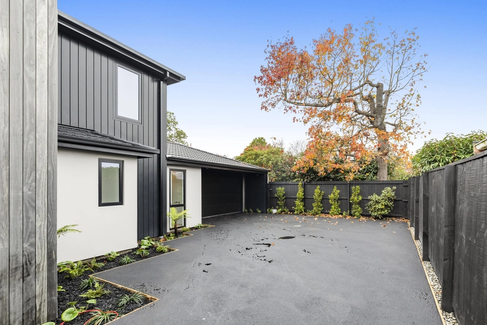 Photos of 2/61 Murray Place