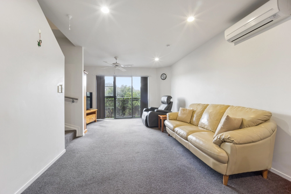 Photos of 67/42 Holly Street