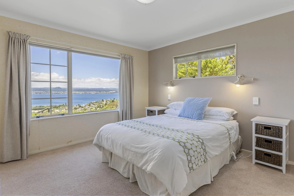 Photos of 65 Te Moenga Park