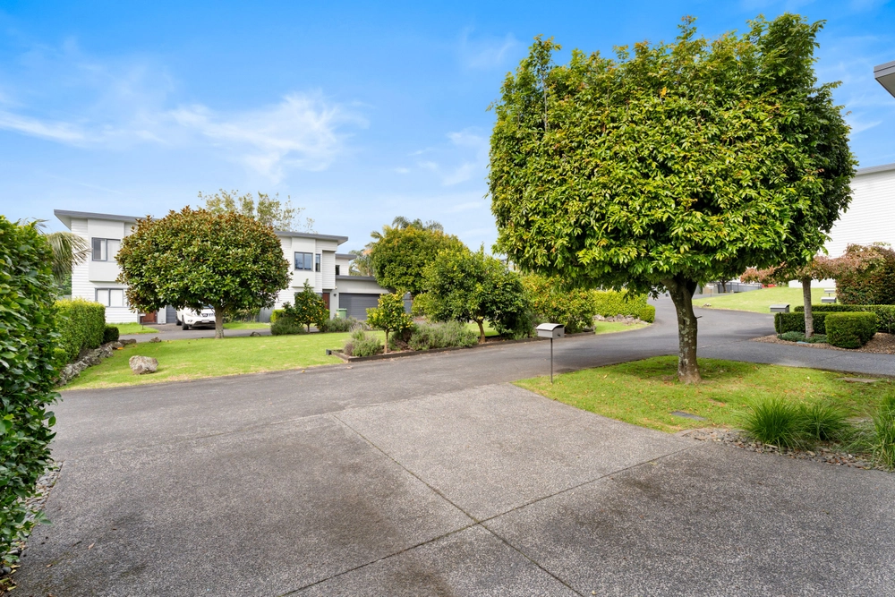 Photos of 19G Vause Street