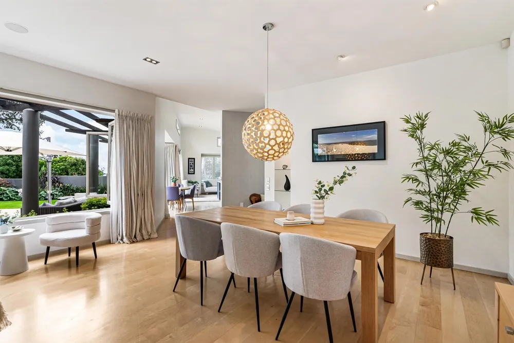 Photos of 2/2 Clifton Road