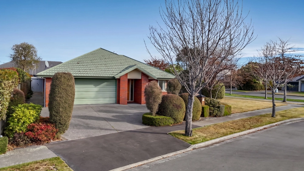 Photos of 91 William Brittan Avenue