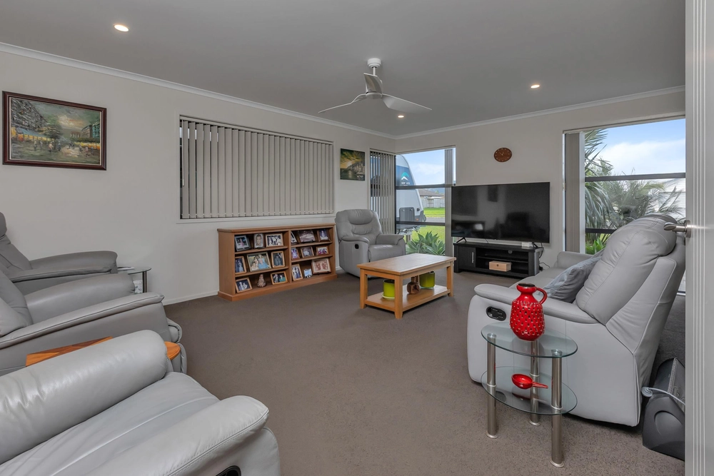 Photos of 5 Sando Way