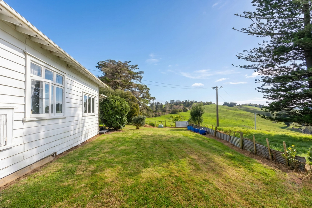 Photos of 70 Biddle Road