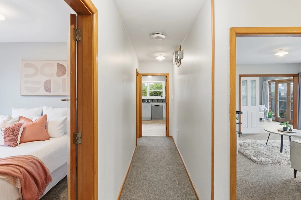 Photos of 50 Staveley Street