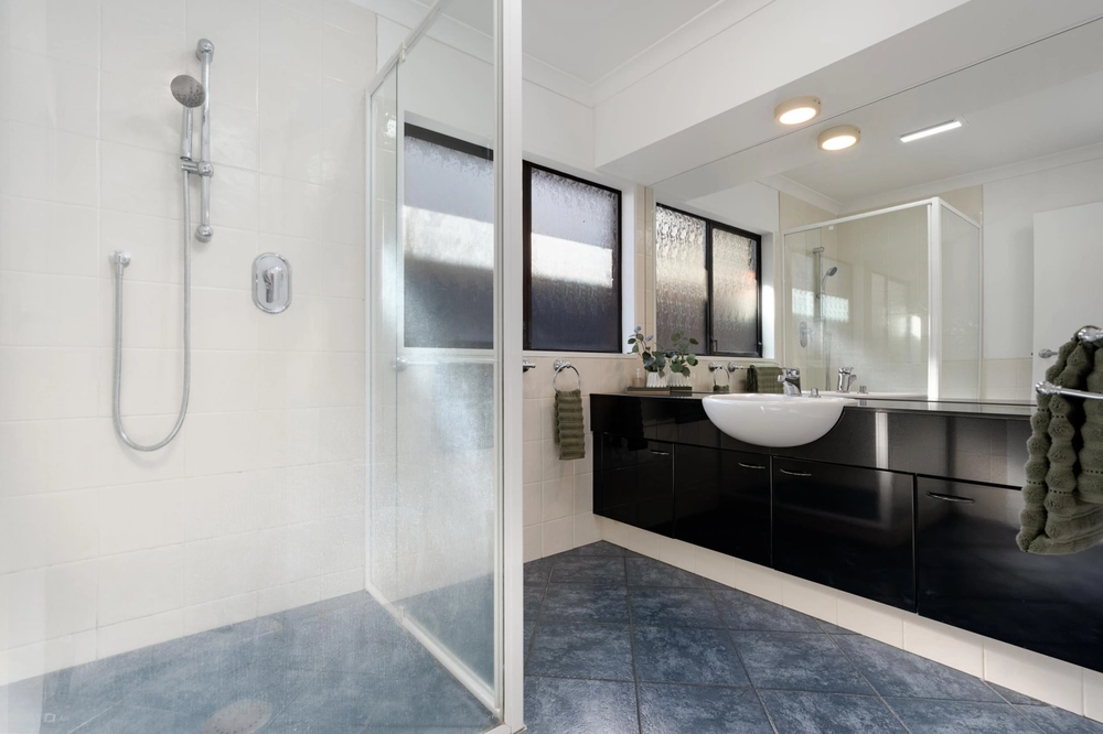 Photos of 26B Macville Road