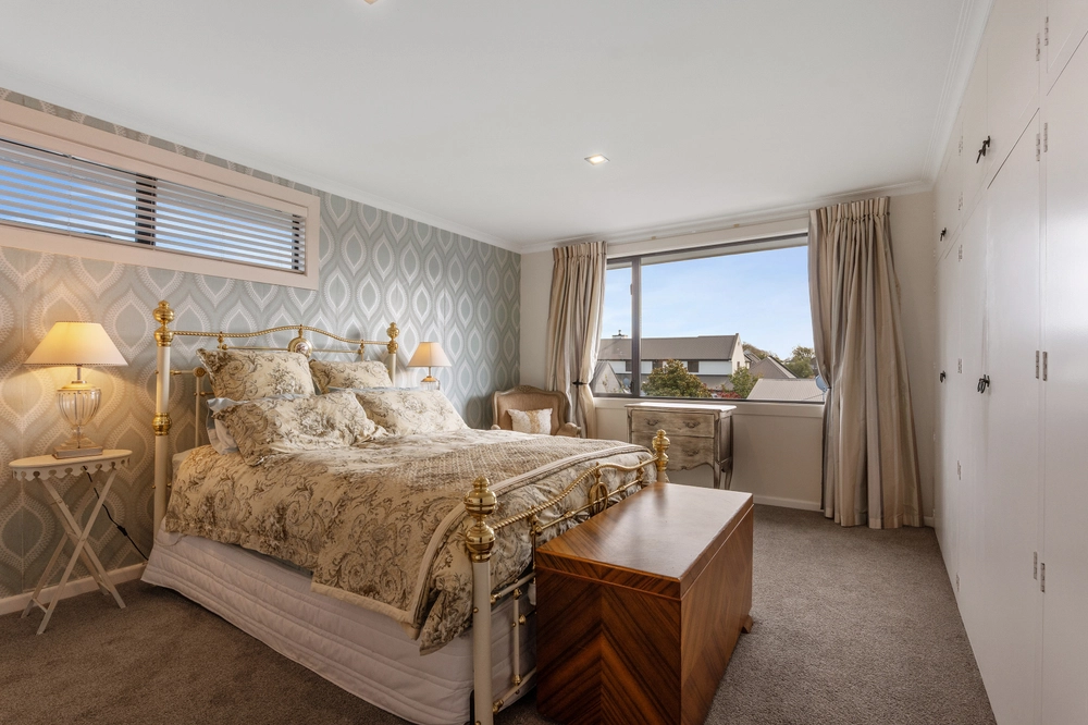 Photos of 15 Mcdougall Avenue