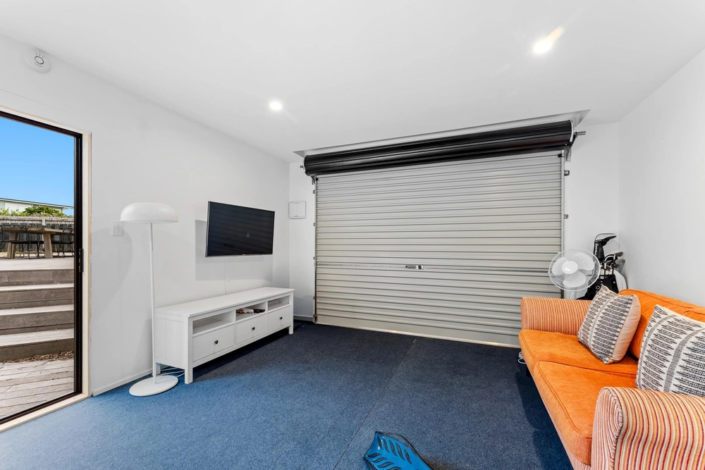Photos of 22 Thistle Terrace