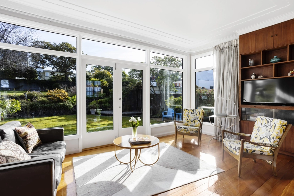 Photos of 8 Neidpath Road