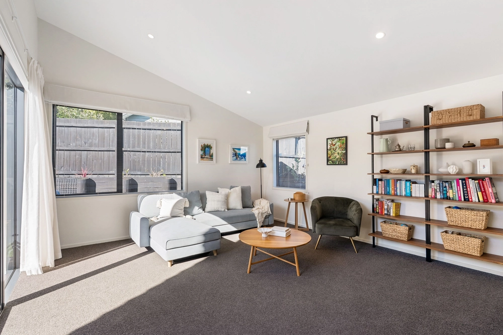 Photos of 16 Radcliffe Street