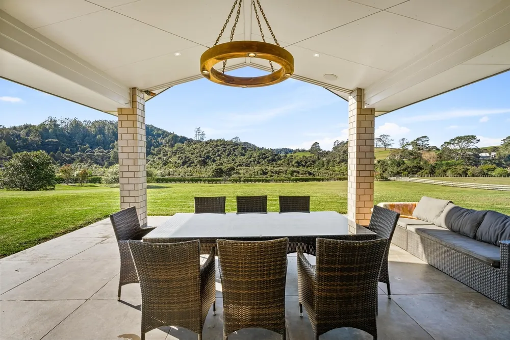 Photos of 246 Blackbridge Road