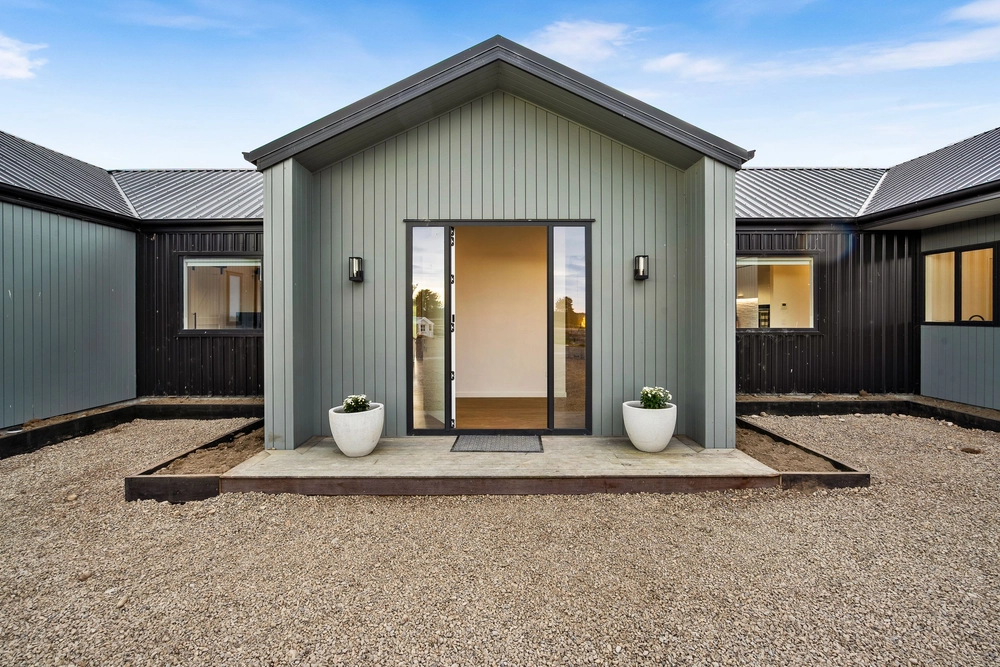 Photos of 128 Wallers Road