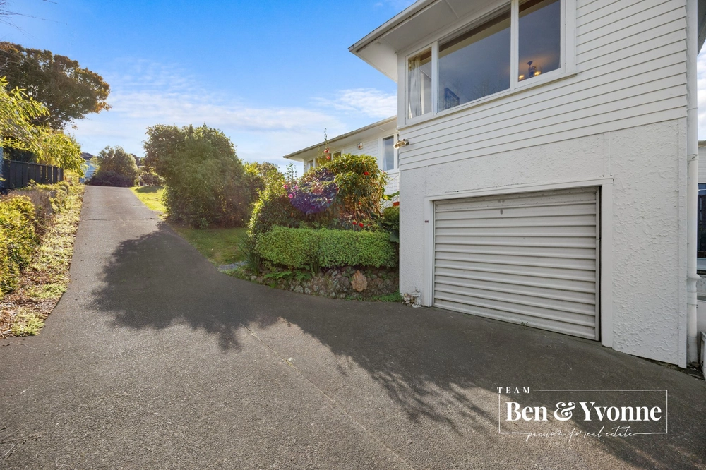 Photos of 24 Cotswold Lane