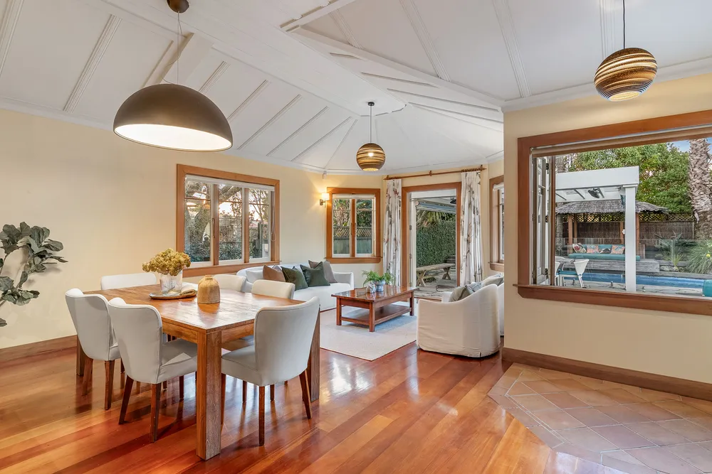 Photos of 1 Plunket Road