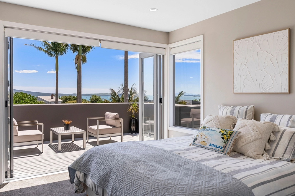 Photos of 8 Rawhitiroa Road