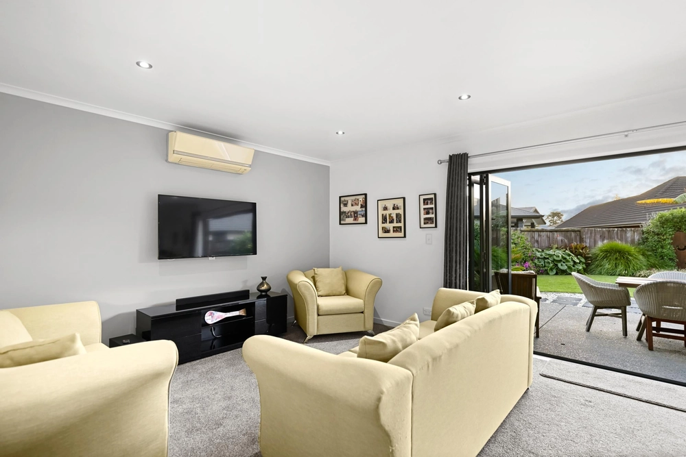 Photos of 8 Jarvis Court