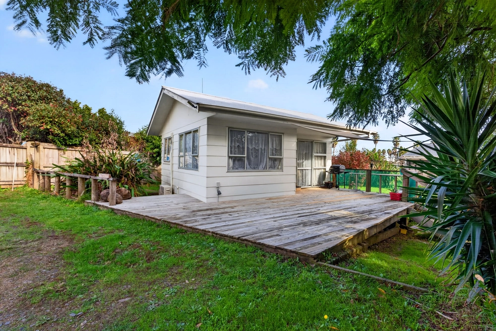 Photos of 1 Westland Road