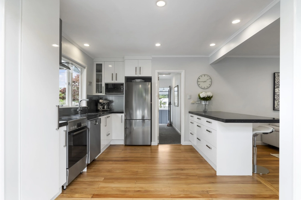Photos of 10 Forfar Road