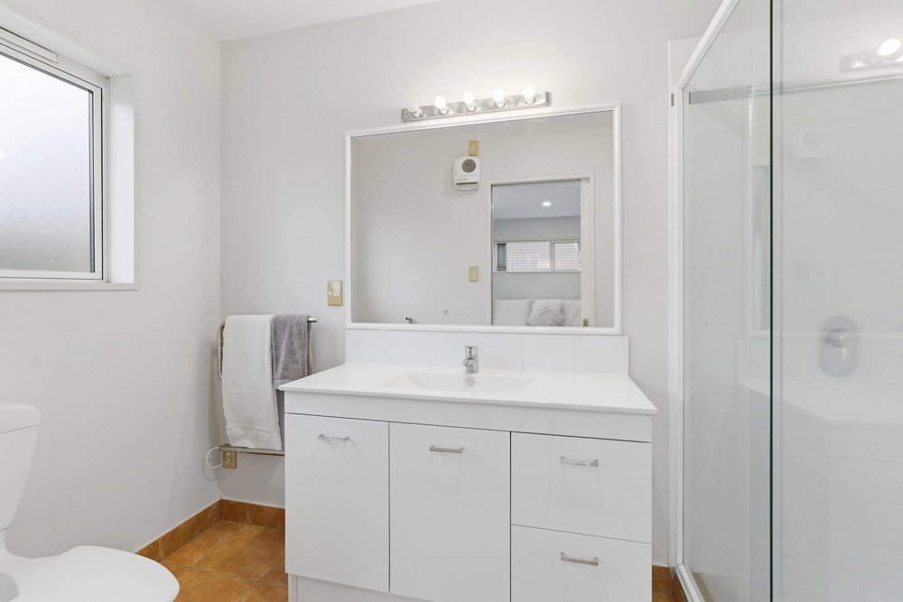 Photos of 18 Harvard Avenue