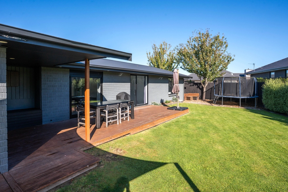 Photos of 586 Trents Road