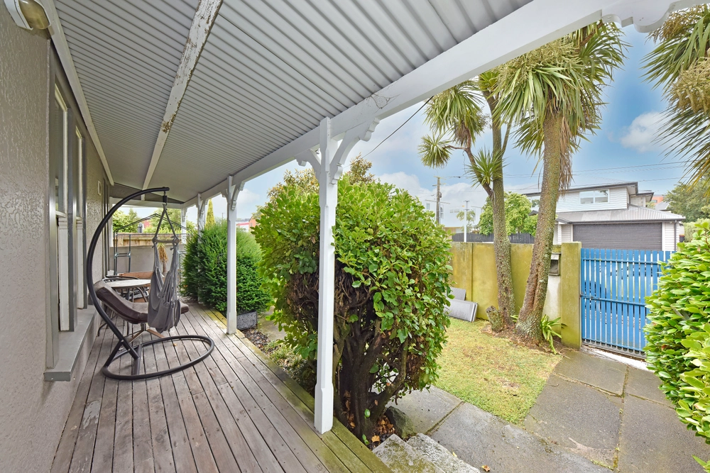 Photos of 22 Dickens Street