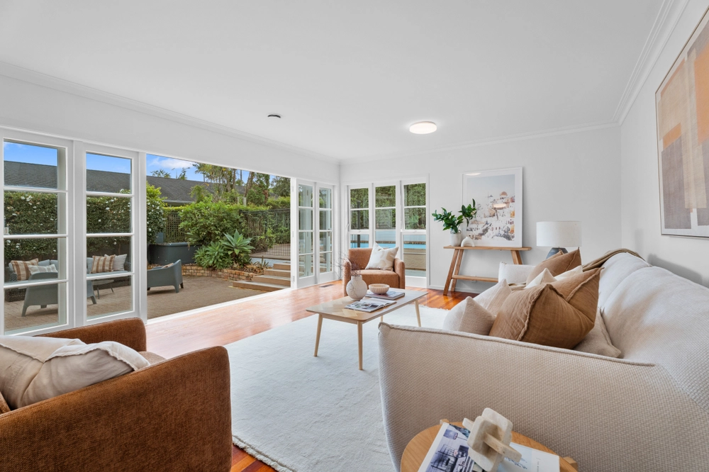 Photos of 29 Entrican Avenue