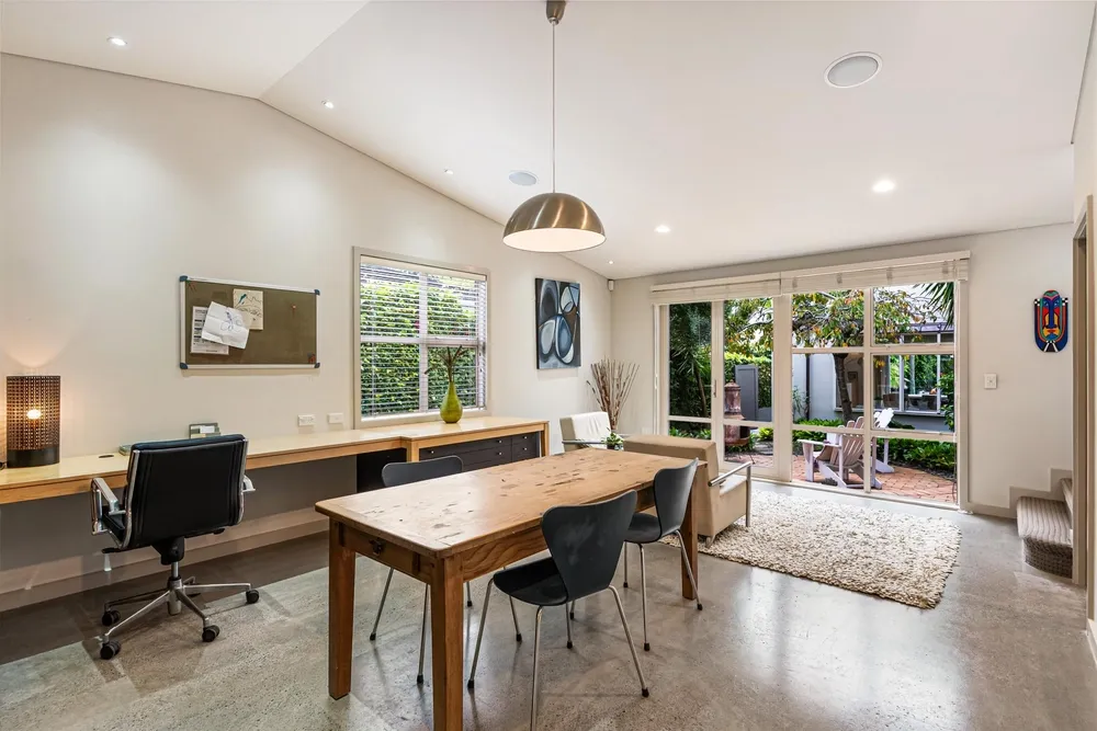 Photos of 2/2 Clifton Road