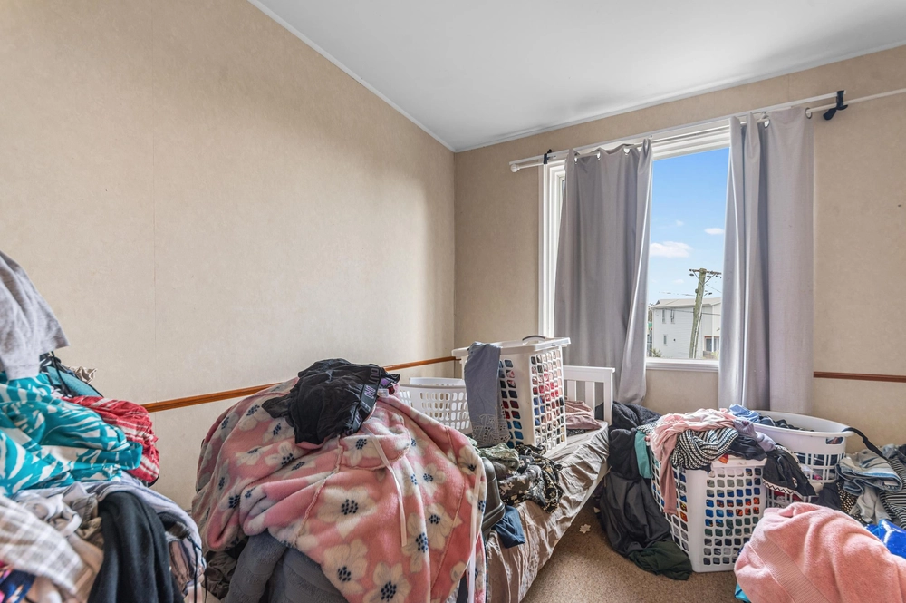 Photos of 15 Rowcliffe Crescent