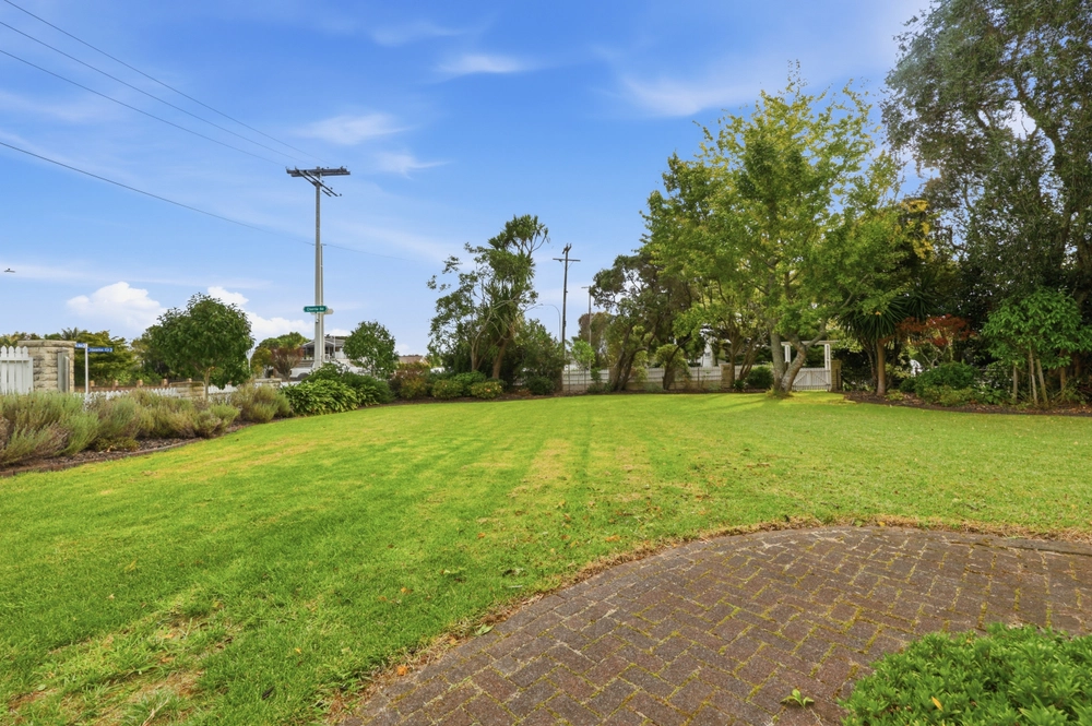 Photos of 30 First View Avenue