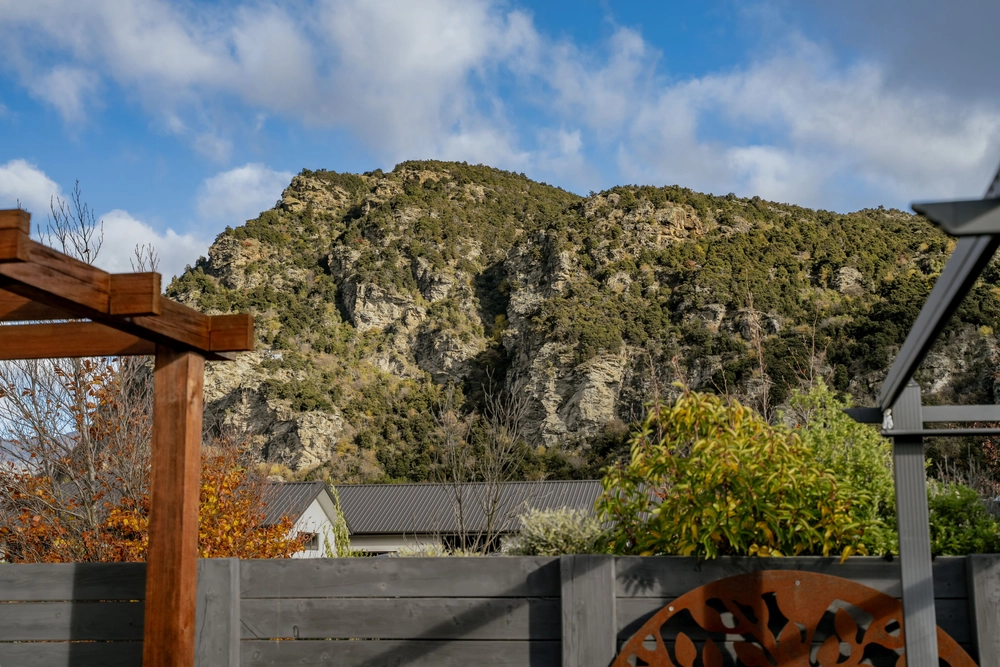 Photos of 1153 Aubrey Road