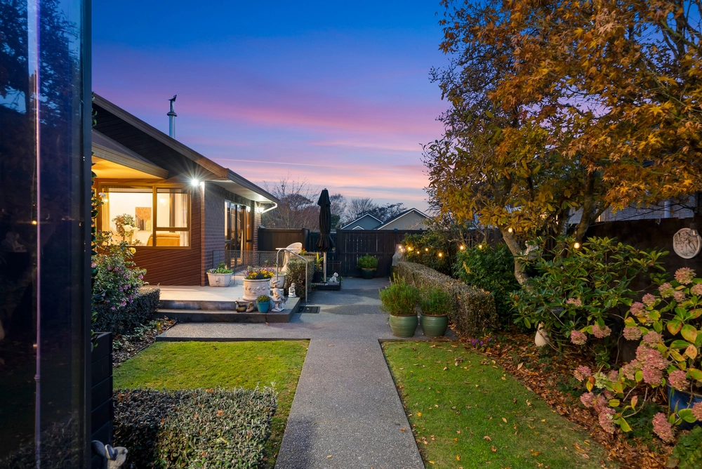 Photos of 212 Maidstone Road