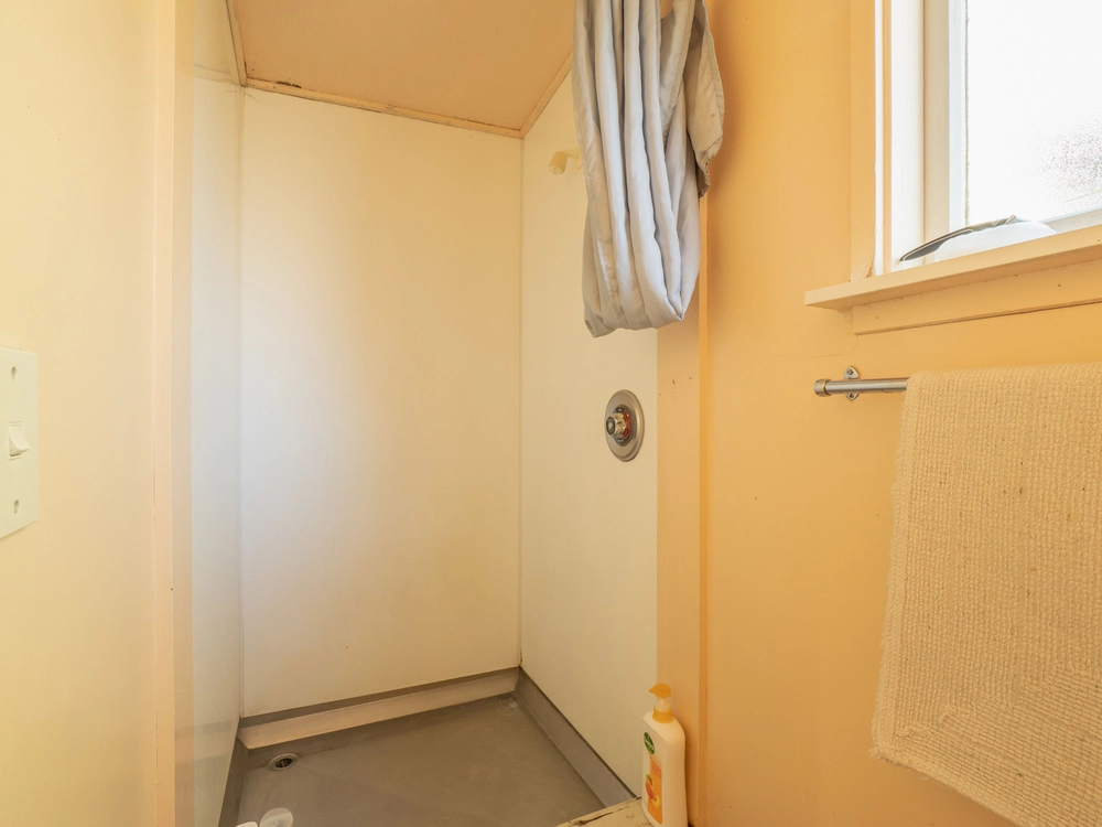 Photos of 11 Rue Balguerie