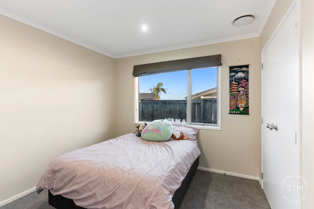 Photos of 13 Kenley Heights