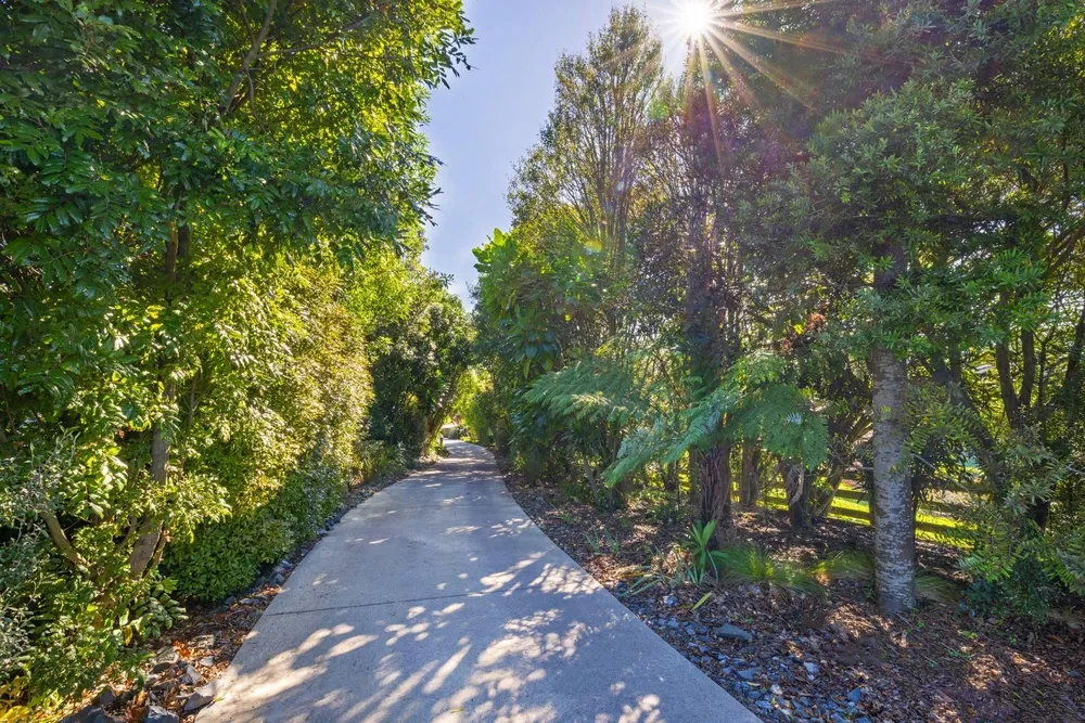 Photos of Unit 3, 957 Taotaoroa Road