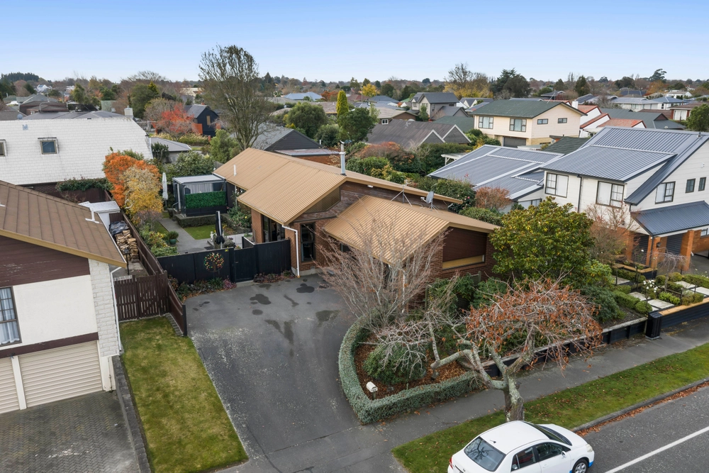 Photos of 212 Maidstone Road