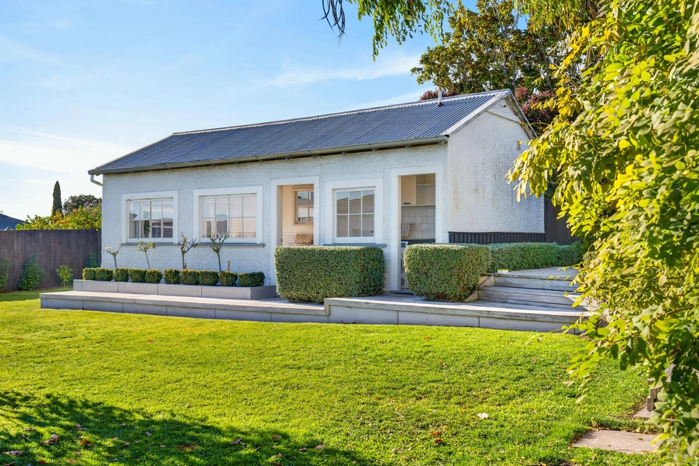 Photos of 109 Te Mata Road