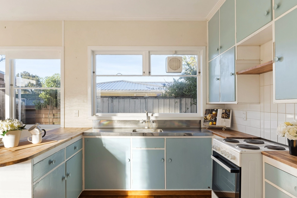 Photos of 541 Childers Road